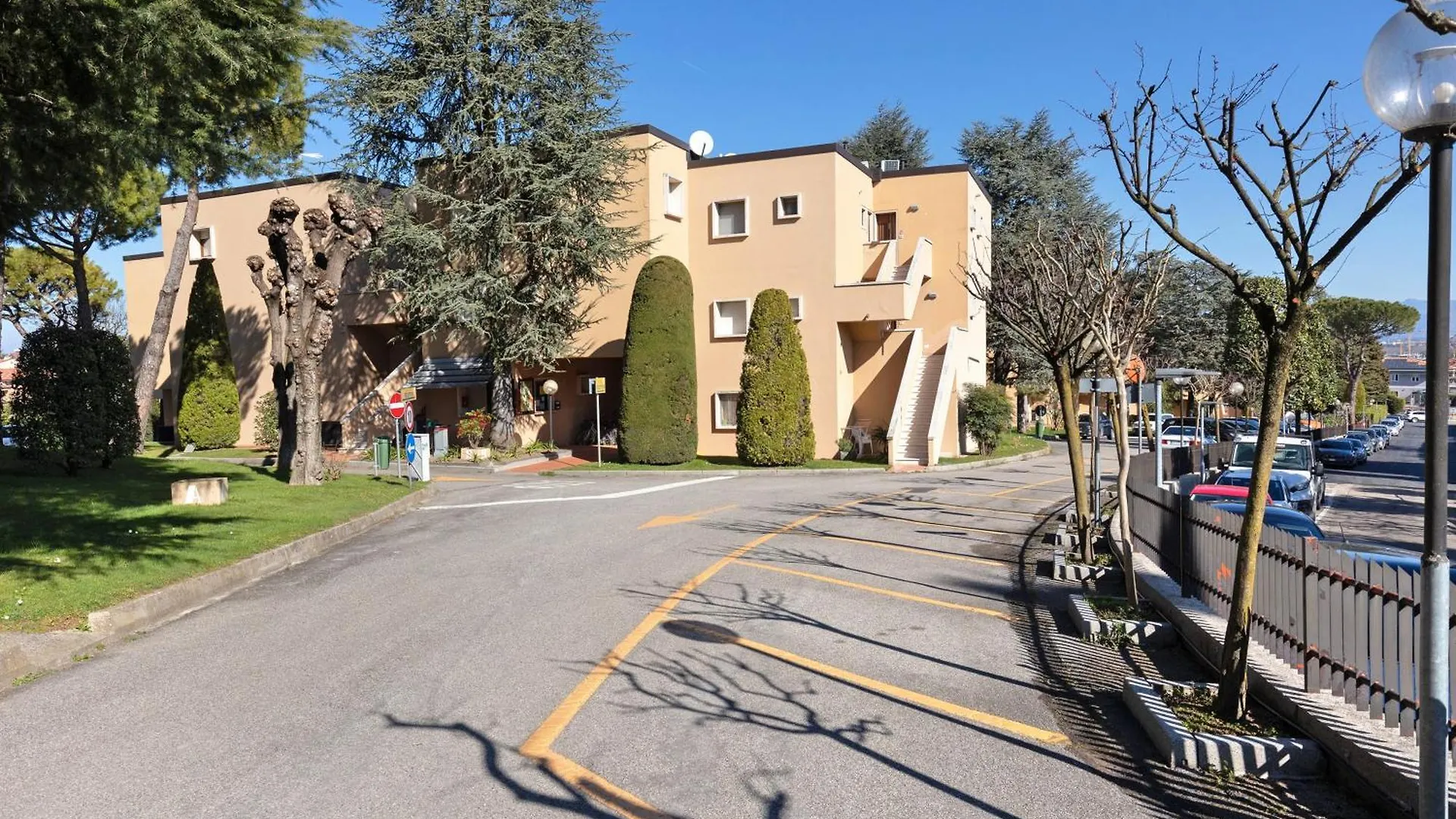 La Pelusa Peschiera Peschiera del Garda 0*,